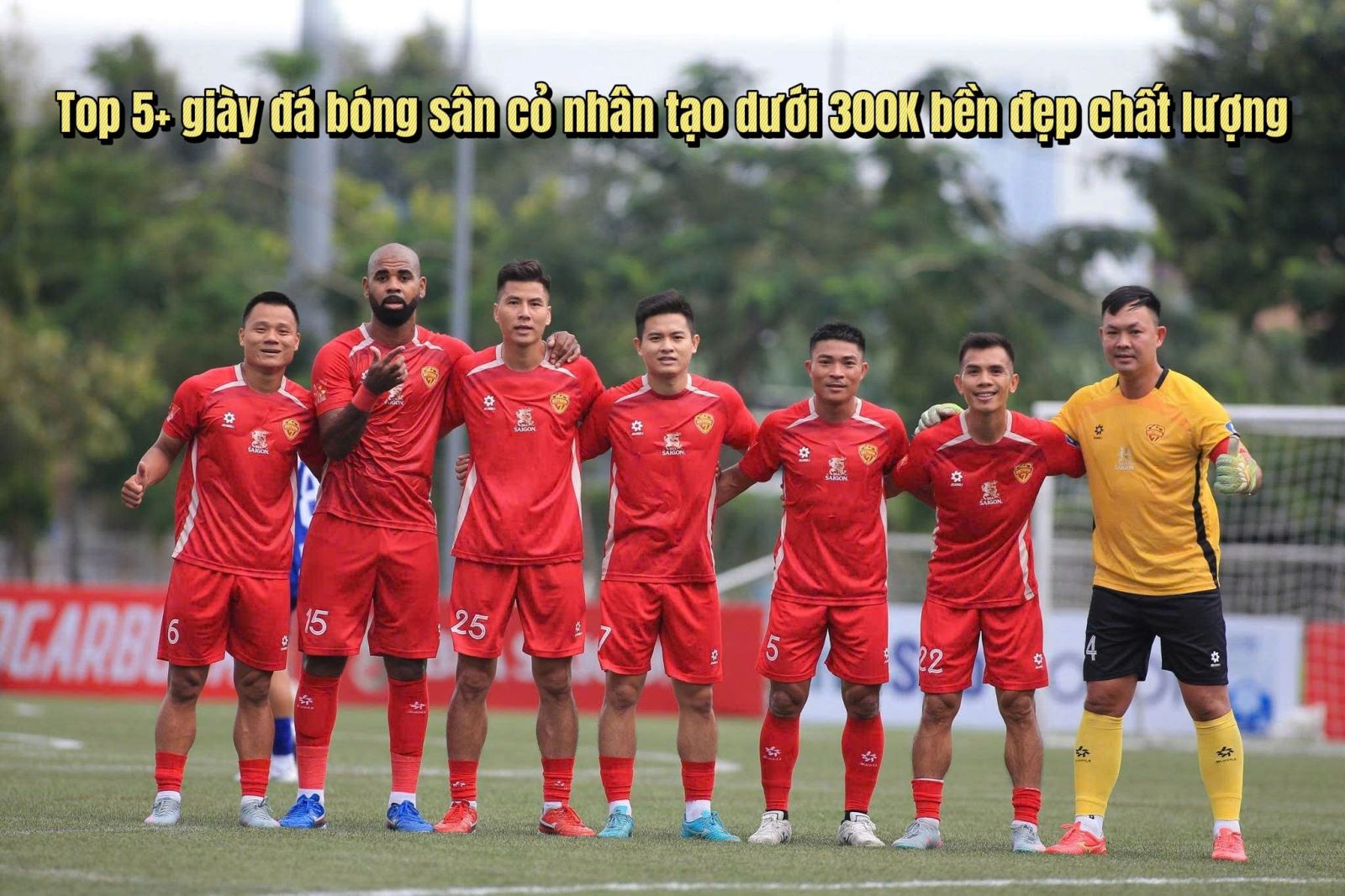 Top 5+ giày đá bóng sân cỏ nhân tạo dưới 300K bền đẹp chất lượng 